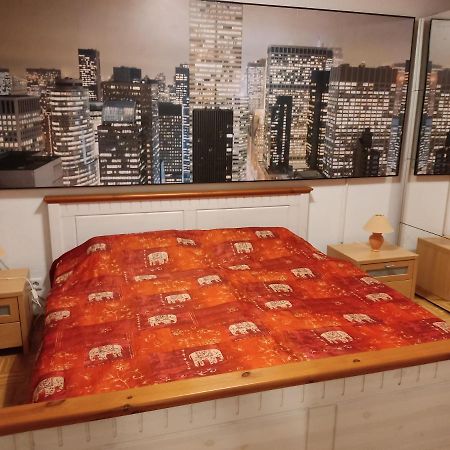 Lotus Apartment Trier Luaran gambar
