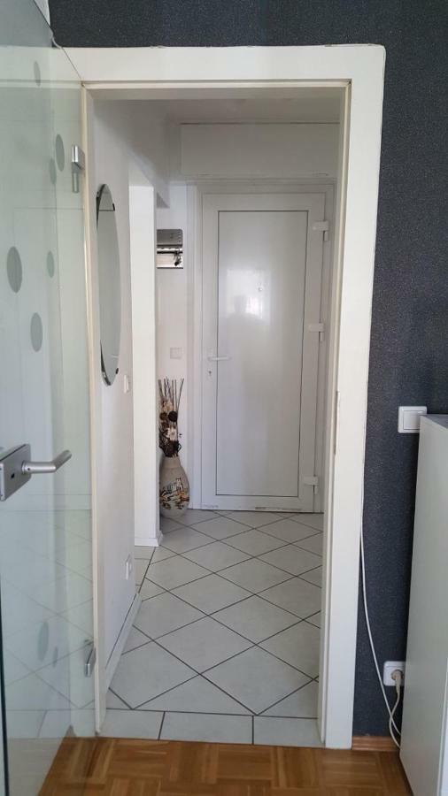 Lotus Apartment Trier Luaran gambar